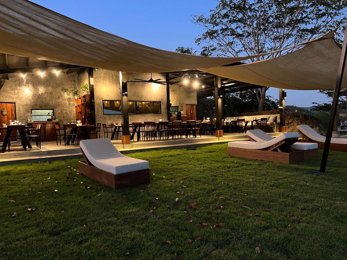 Alaya Yoga & Surf & Retreat Hotel Playa Venao Bagian luar foto
